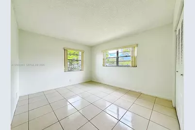 251 SW 134 Wy #210M, Pembroke Pines, FL 33027 - Photo 11