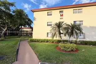 251 SW 134th Way, Pembroke Pines, FL 33027 - Photo 17