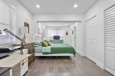 3249 NW 51st St, Miami, FL 33142 - Photo 13