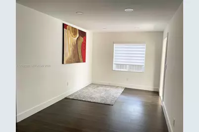 471 NW 32nd Ct #B, Miami, FL 33125 - Photo 3