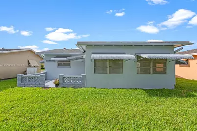 7505 NW 58th St, Tamarac, FL 33321 - Photo 27