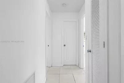 7505 NW 58th St, Tamarac, FL 33321 - Photo 17