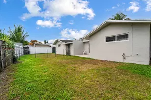 11310 SW 189th St, Miami, FL 33157 - Photo 21