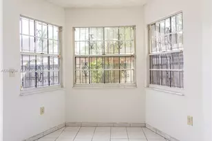 7876 NW 189th St, Hialeah, FL 33015 - Photo 11