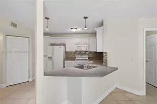 4025 W McNab Rd, Pompano Beach, FL 33069 - Photo 5
