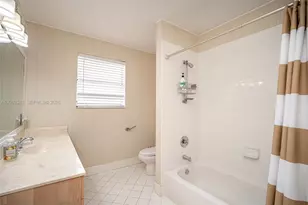 6772 NW 111th Ave, Doral, FL 33178 - Photo 57