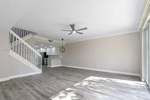 152 Santa Barbara Way, Palm Beach Gardens, FL 33410 - Photo 3