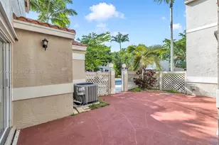 11163 Chandler Dr, Cooper City, FL 33026 - Photo 7