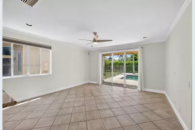 1115 Camellia Cir, Weston, FL 33326 - Photo 11