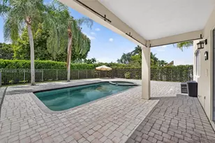 1115 Camellia Cir, Weston, FL 33326 - Photo 15