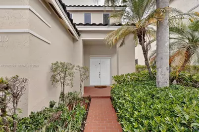 1115 Camellia Cir, Weston, FL 33326 - Photo 3