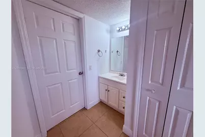 8500 NW 8th St #308, Miami, FL 33126 - Photo 23