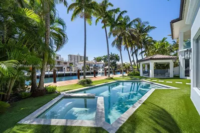 2614 Castilla Isle, Fort Lauderdale, FL 33301 - Photo 55