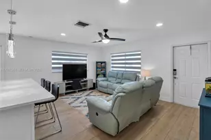 9212 NW 81st Pl, Tamarac, FL 33321 - Photo 7