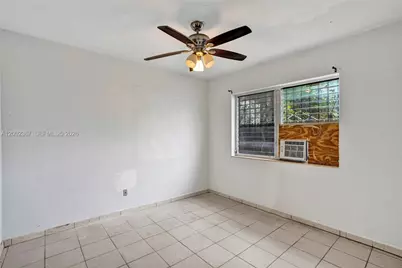 836 NW 101st St, Miami, FL 33150 - Photo 15