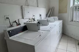 2425 SW 6th St, Miami, FL 33135 - Photo 19