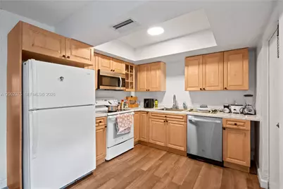 309 SE 12th Ave, Pompano Beach, FL 33060 - Photo 35