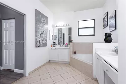 685 SE 37th Pl, Homestead, FL 33033 - Photo 27