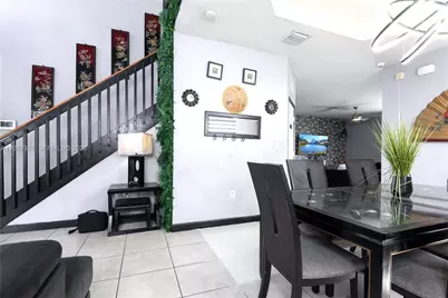 685 SE 37th Pl, Homestead, FL 33033 - Photo 7