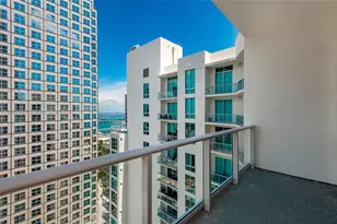 300 S Biscayne Blvd, Miami, FL 33131 - Photo 13