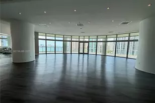 300 S Biscayne Blvd, Miami, FL 33131 - Photo 19