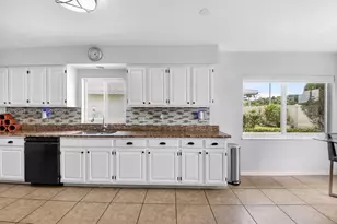 10982 S Greentrail Dr S, Boynton Beach, FL 33436 - Photo 19