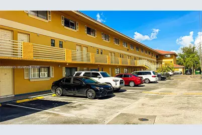 180 Royal Palm Rd #216, Hialeah Gardens, FL 33016 - Photo 3