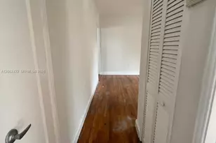1421 SW 37th Ave, Miami, FL 33145 - Photo 17