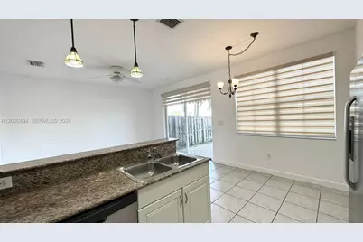 10911 NW 79th St #., Doral, FL 33178 - Photo 3
