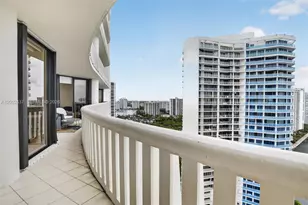 3000 Island Blvd, Aventura, FL 33160 - Photo 37