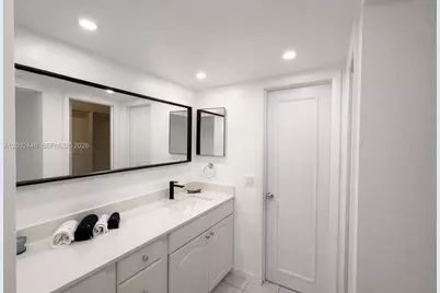 77 Crandon Blvd #3C, Key Biscayne, FL 33149 - Photo 19