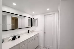 77 Crandon Blvd, Key Biscayne, FL 33149 - Photo 19