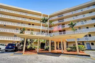 2999 Point E Dr, Aventura, FL 33160 - Photo 33