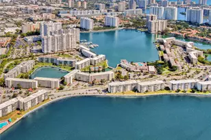 2999 Point E Dr, Aventura, FL 33160 - Photo 25