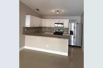 17501 SW 142nd Ct, Miami, FL 33177 - Photo 1