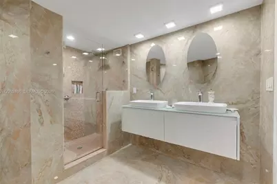 5660 Collins Ave #4B, Miami Beach, FL 33140 - Photo 21