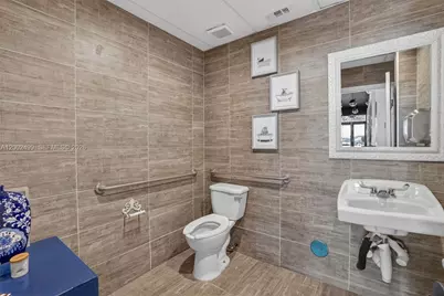 Restaurant For Sale Near Midtown/ Design District, Miami, FL 33137 - Photo 29