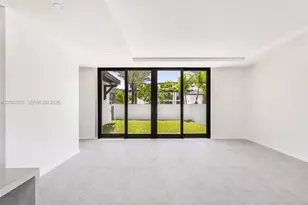 7496 SW 100th St, Pinecrest, FL 33156 - Photo 9