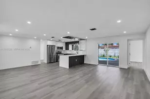 7631 Harbour Blvd, Miramar, FL 33023 - Photo 5