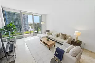 68 SE 6th St, Miami, FL 33131 - Photo 1
