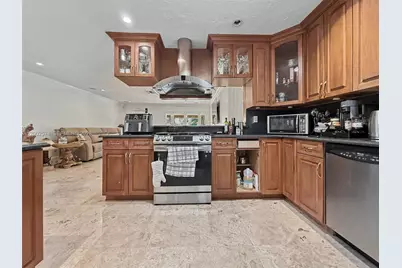 9837 SW 194th St, Cutler Bay, FL 33157 - Photo 9