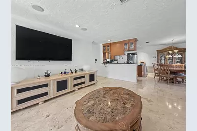 9837 SW 194th St, Cutler Bay, FL 33157 - Photo 11