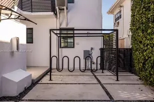 7910 Byron Ave, Miami Beach, FL 33141 - Photo 21
