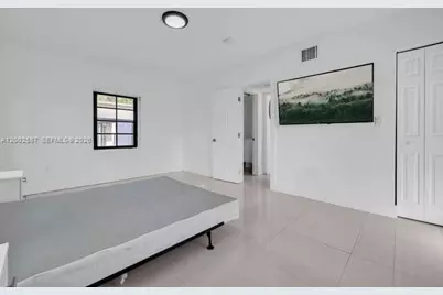 7910 Byron Ave #1 ABUNDANCE, Miami Beach, FL 33141 - Photo 17