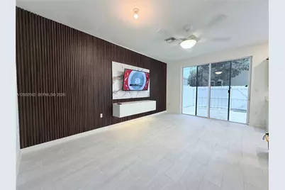 2367 SE 11th St #2367, Homestead, FL 33035 - Photo 1