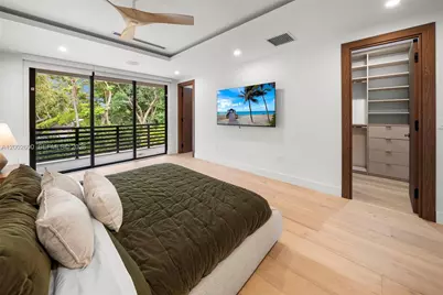 260 NW 47th St, Miami, FL 33127 - Photo 49
