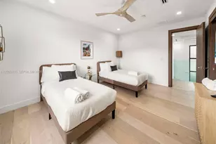260 NW 47th St, Miami, FL 33127 - Photo 35