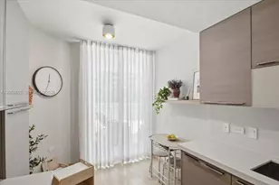 801 Brickell Key Blvd, Miami, FL 33131 - Photo 9