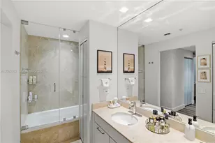 801 Brickell Key Blvd, Miami, FL 33131 - Photo 27