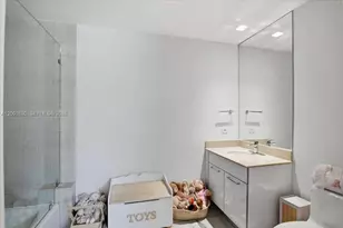 801 Brickell Key Blvd, Miami, FL 33131 - Photo 35